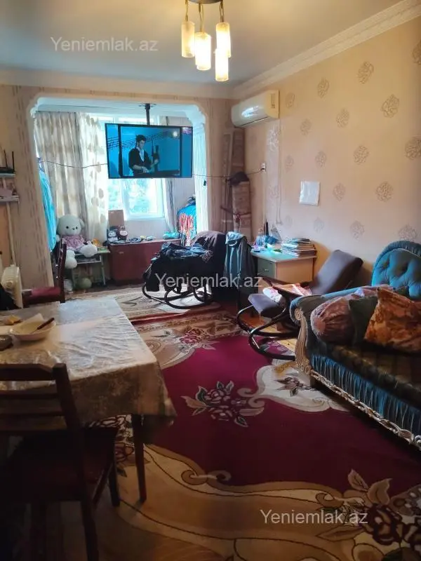 Satılır 3 otaqlı köhnə tikili 80 m²