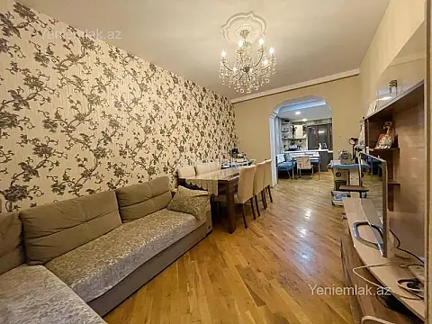 Satılır 4 otaqlı köhnə tikili 86 m² — Bakı, Binəqədi 4 otaq 86.00 m²