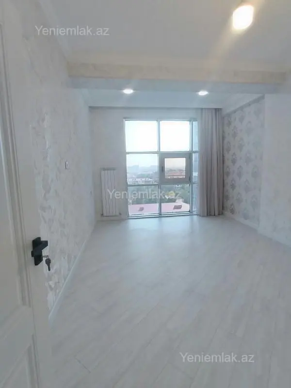 Satılır 3 otaqlı köhnə tikili 105 m²