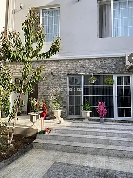 Satılır 5 otaqlı həyət evi 200 m² — Bakı, Səbail 5 otaq 200.00 m²