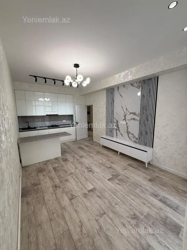 Satılır 2 otaqlı yeni tikili 61 m²