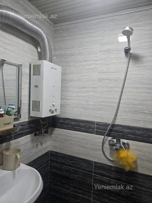 Satılır 3 otaqlı köhnə tikili 68 m²