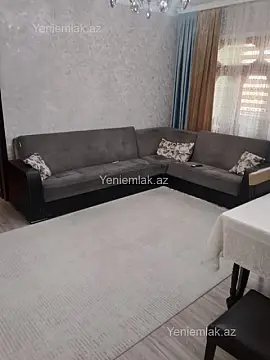Satılır 4 otaqlı köhnə tikili 90 m² — Sumqayıt, 8-ci mikrorayon 4 otaq 90.00 m²