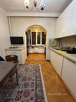 Satılır 5 otaqlı köhnə tikili 120 m² — Bakı, Binəqədi 5 otaq 120.00 m²
