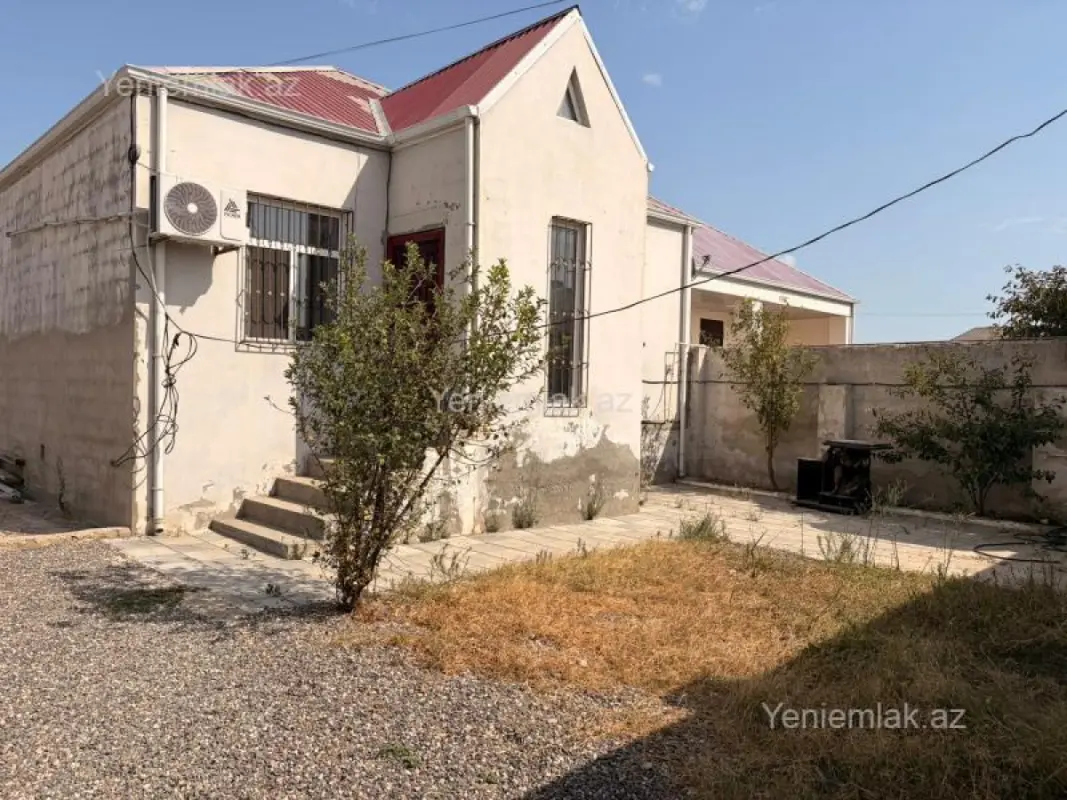 Satılır 5 otaqlı həyət evi 110 m²