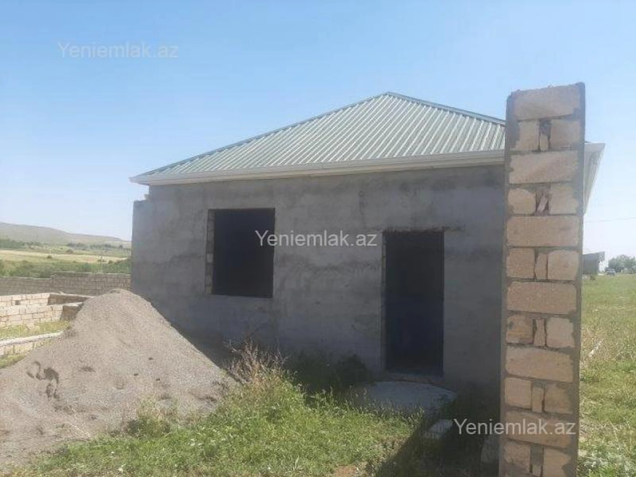 Satılır 2 otaqlı həyət evi 60 m²