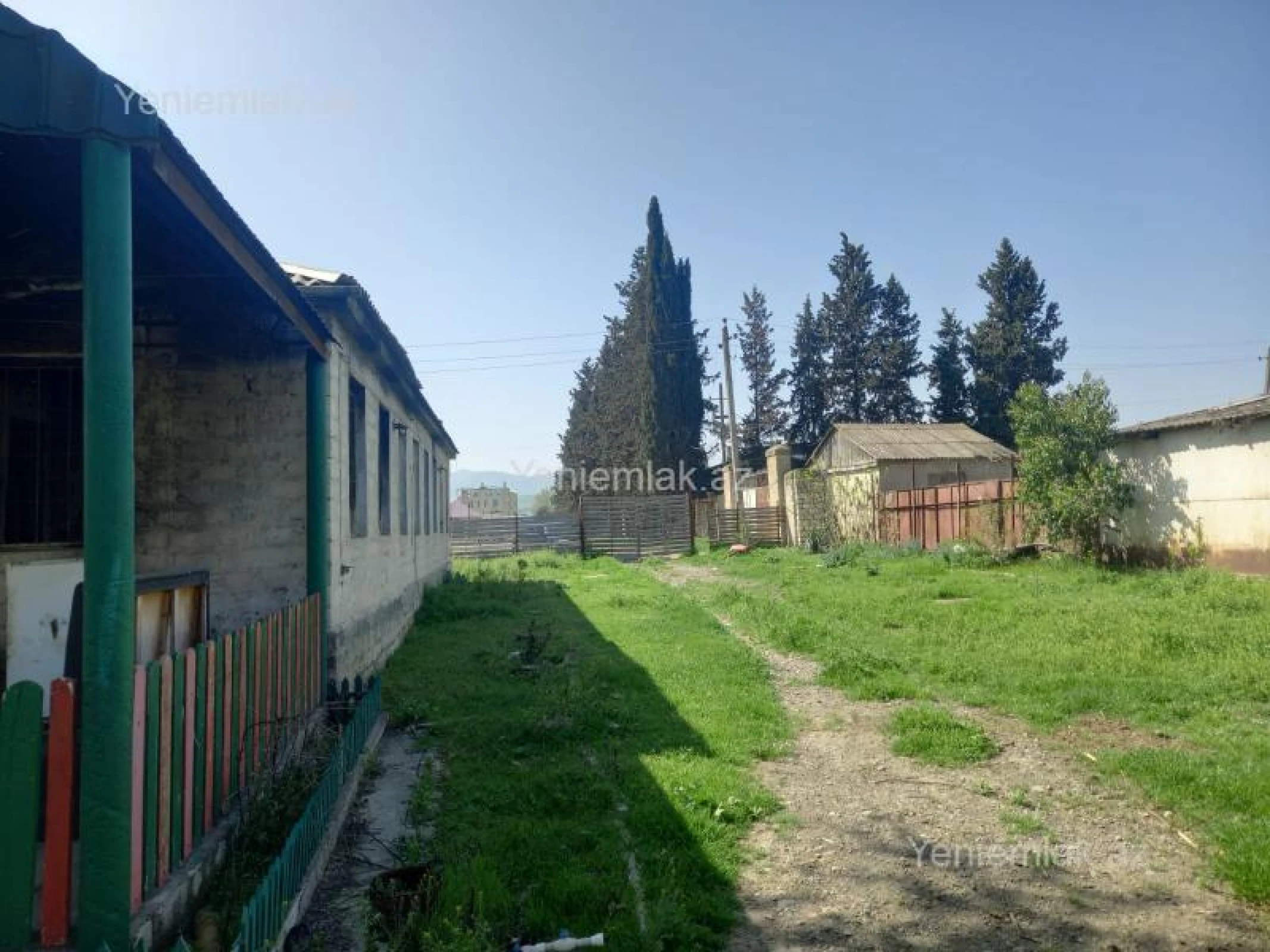 Satılır 16 otaqlı obyekt 175 m²