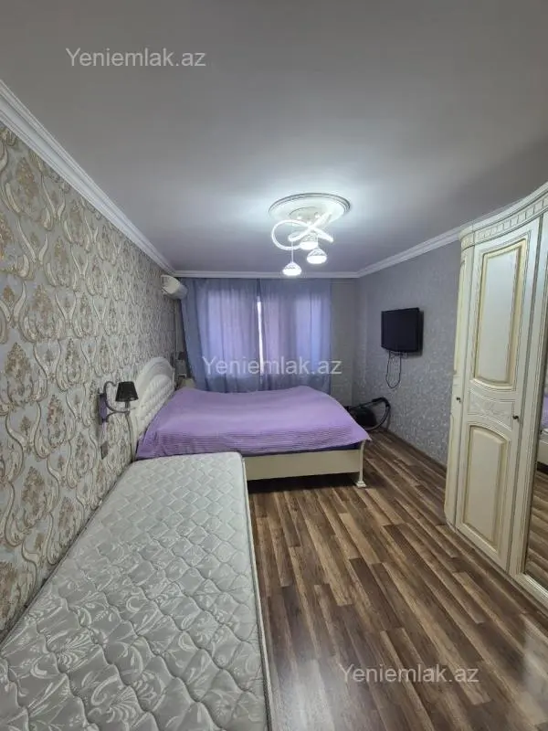 Satılır 4 otaqlı köhnə tikili 85 m²