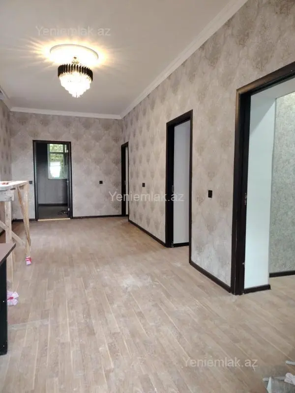 Satılır 4 otaqlı həyət evi 65 m²
