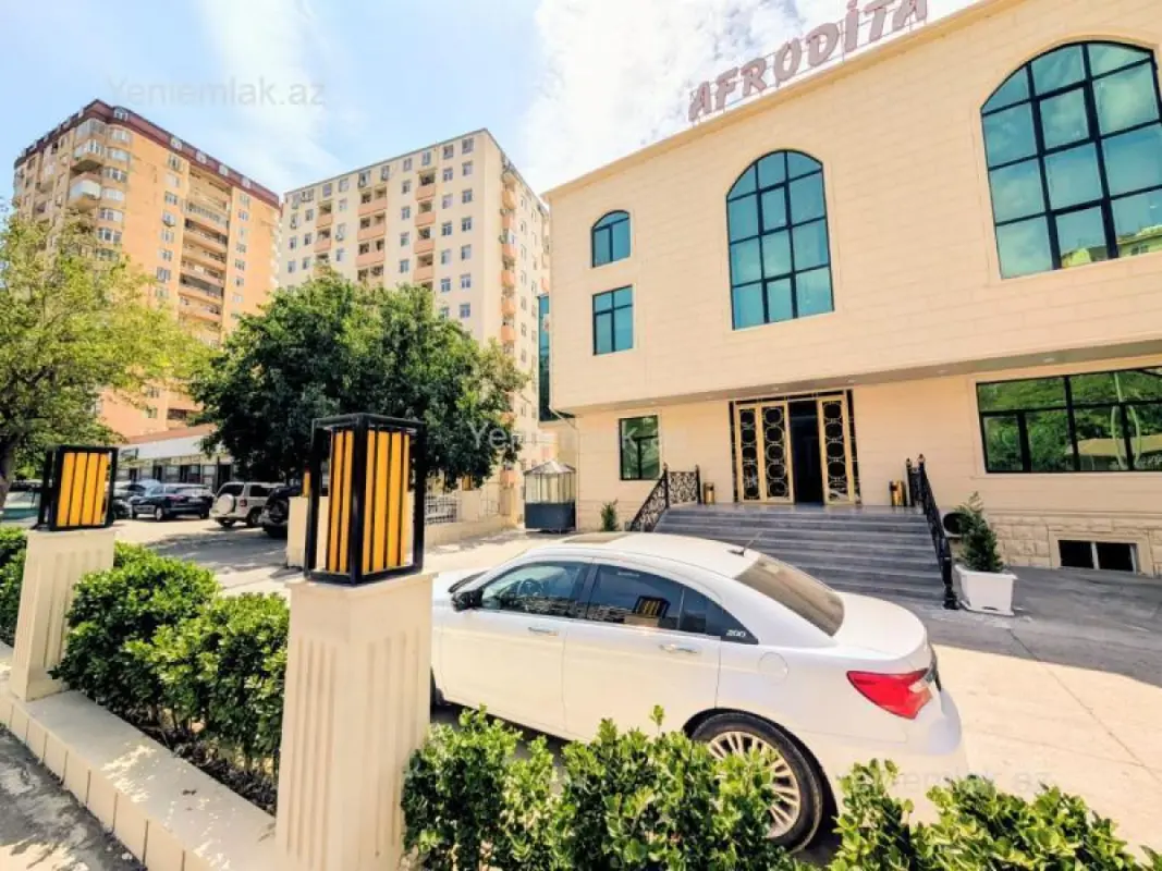 Satılır 2 otaqlı yeni tikili 55 m²