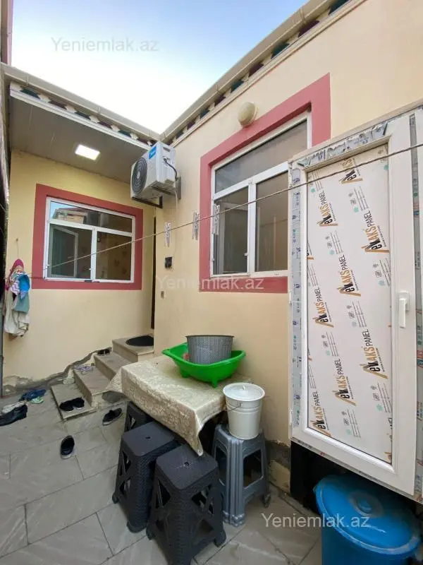 Satılır 2 otaqlı həyət evi 62 m²