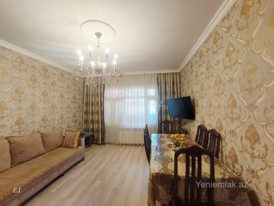 Satılır 4 otaqlı köhnə tikili 86 m²
