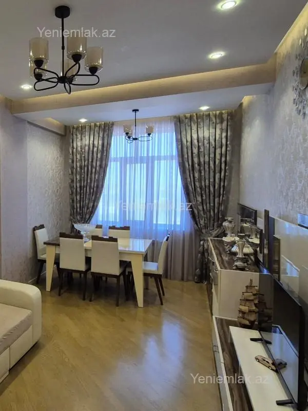 Satılır 3 otaqlı yeni tikili 100 m²