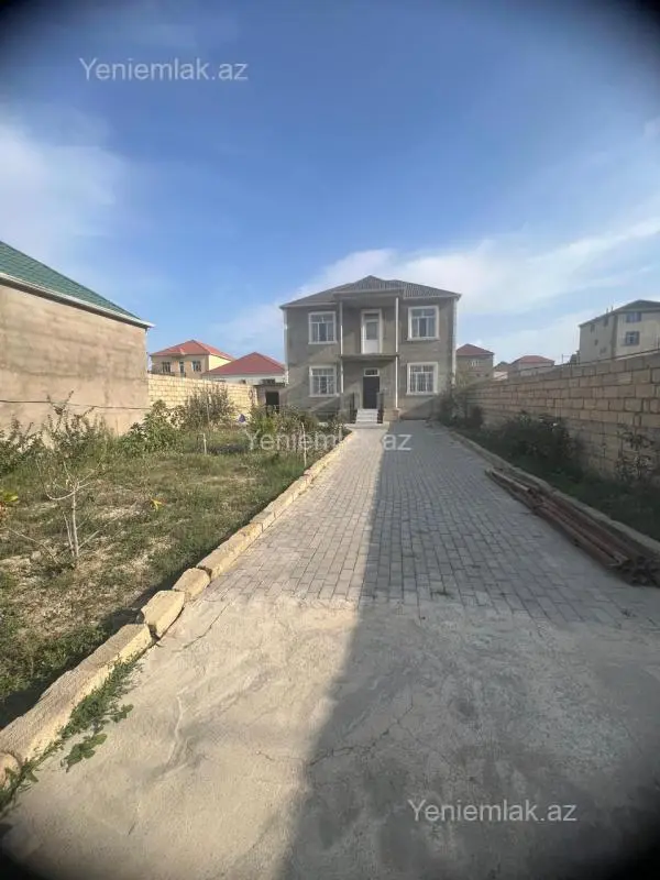 Satılır 6 otaqlı həyət evi 120 m²