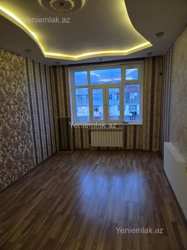 Satılır 3 otaqlı köhnə tikili 75 m²