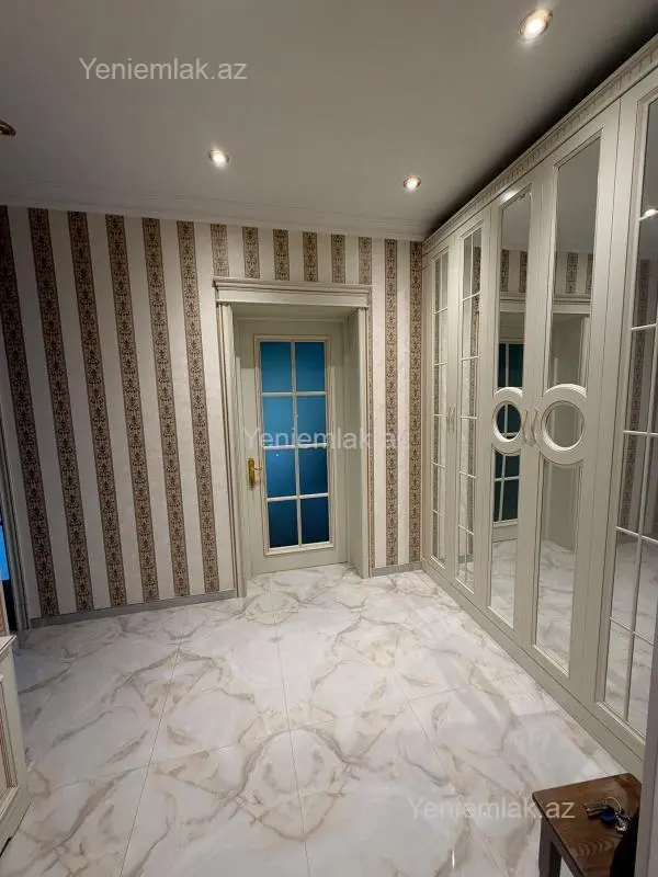 Satılır 2 otaqlı yeni tikili 95 m²