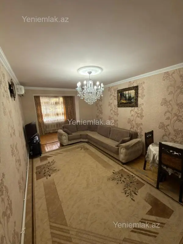 Satılır 3 otaqlı köhnə tikili 75 m²