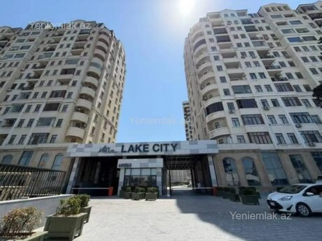 Satılır 4 otaqlı yeni tikili 178 m²