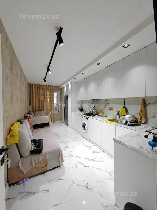 Satılır 2 otaqlı köhnə tikili 60 m²