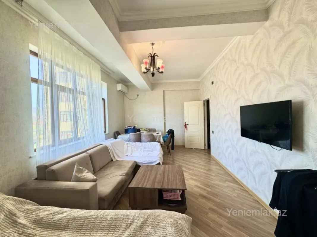 Satılır 1 otaqlı yeni tikili 60 m²