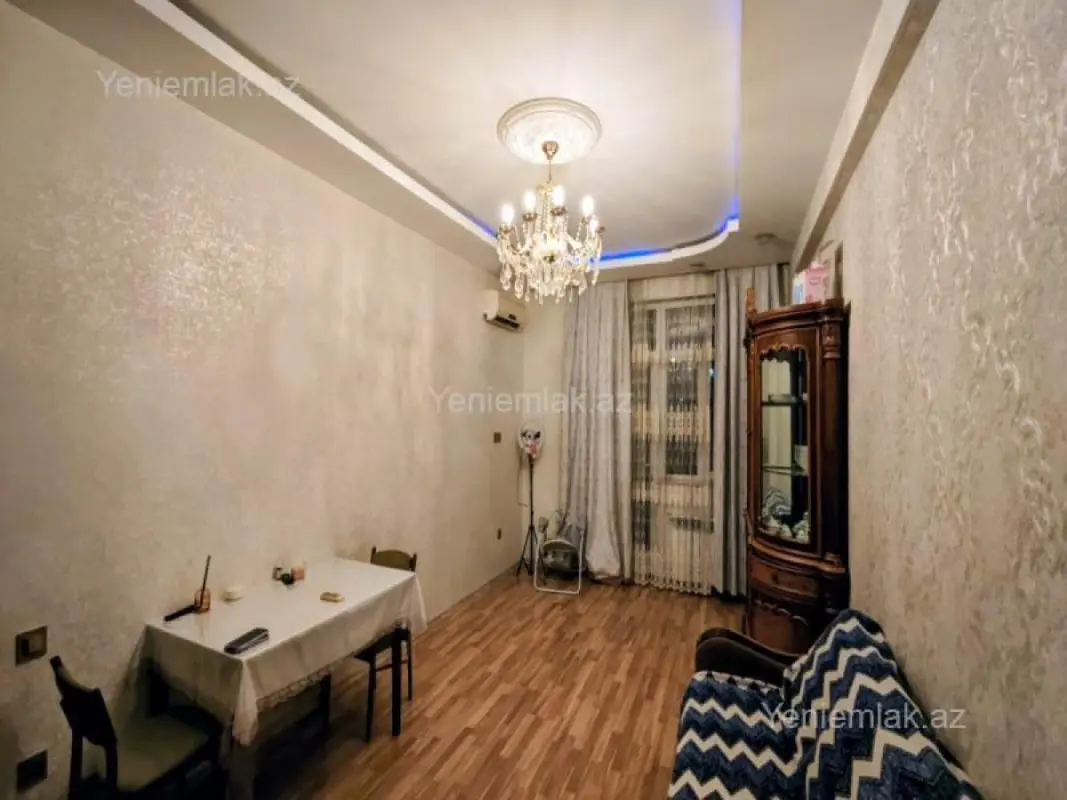 Satılır 3 otaqlı yeni tikili 85 m²