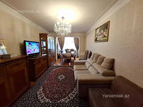 Satılır 4 otaqlı köhnə tikili 100 m² — Bakı, Nizami 4 otaq 100.00 m²