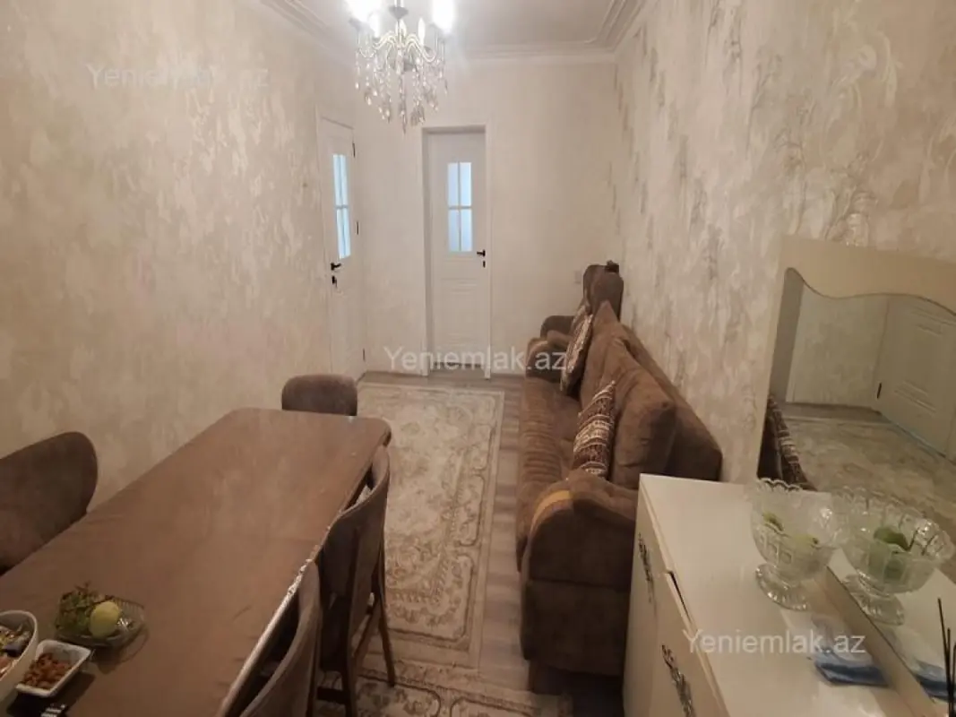Satılır 3 otaqlı köhnə tikili 72 m²