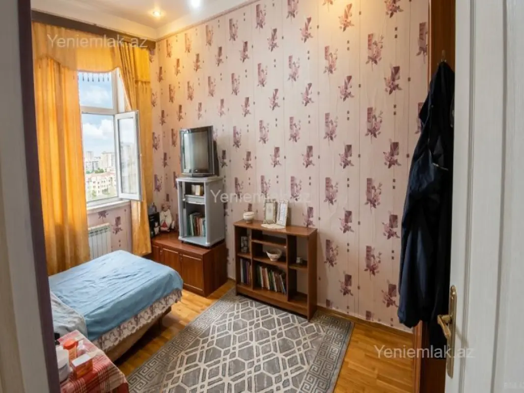 Satılır 1 otaqlı yeni tikili 40 m²
