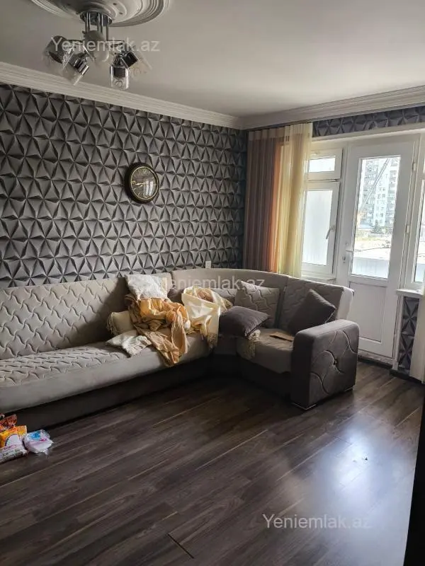 Satılır 2 otaqlı köhnə tikili 48 m²