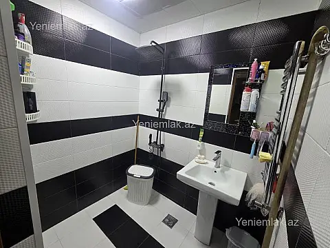 Satılır 2 otaqlı köhnə tikili 54 m² — Sumqayıt, 7-ci mikrorayon 2 otaq 54.00 m²