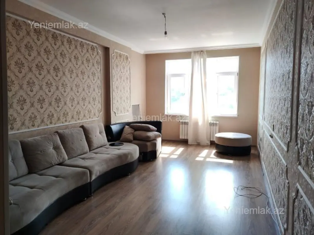 Satılır 3 otaqlı yeni tikili 115 m²