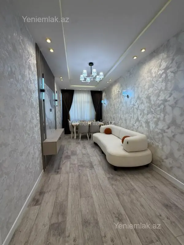 Satılır 2 otaqlı yeni tikili 85 m²