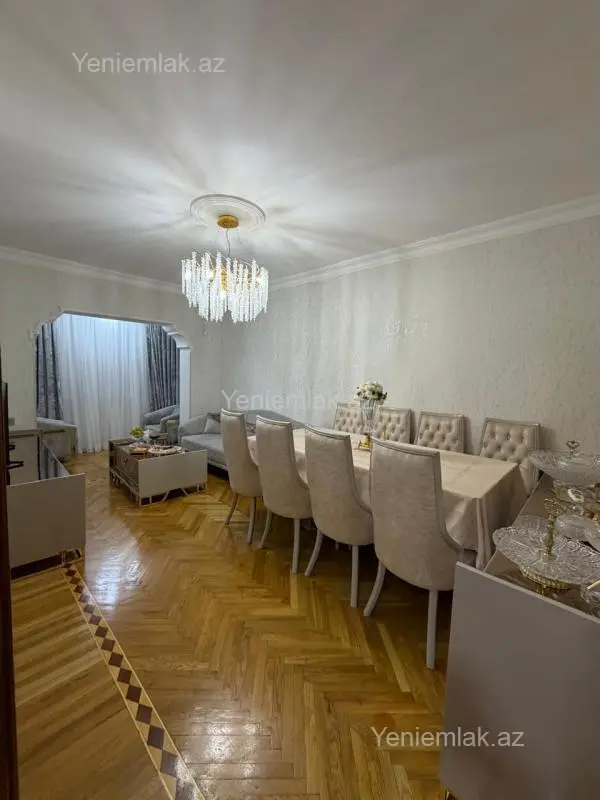 Satılır 4 otaqlı yeni tikili 120 m²