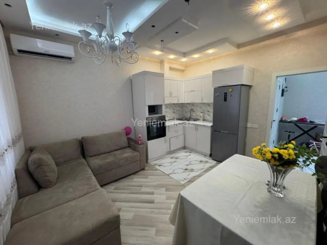 Satılır 2 otaqlı yeni tikili 42 m²