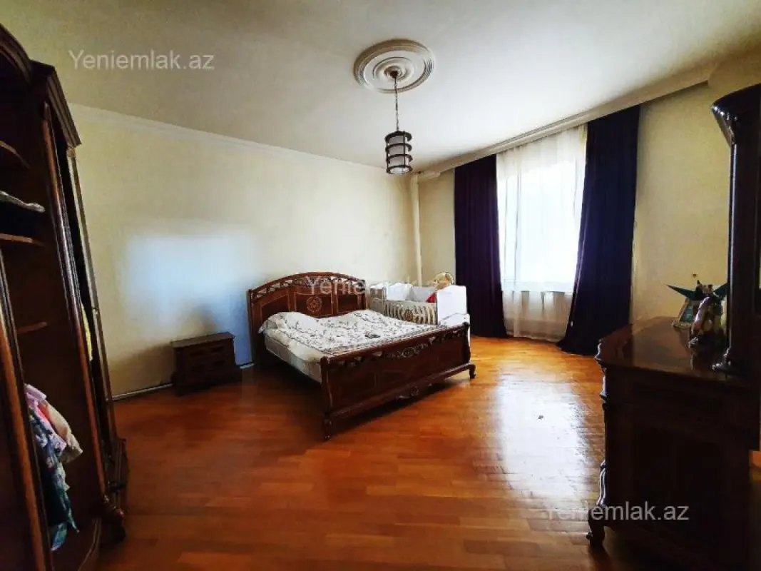 Satılır 5 otaqlı həyət evi 150 m²