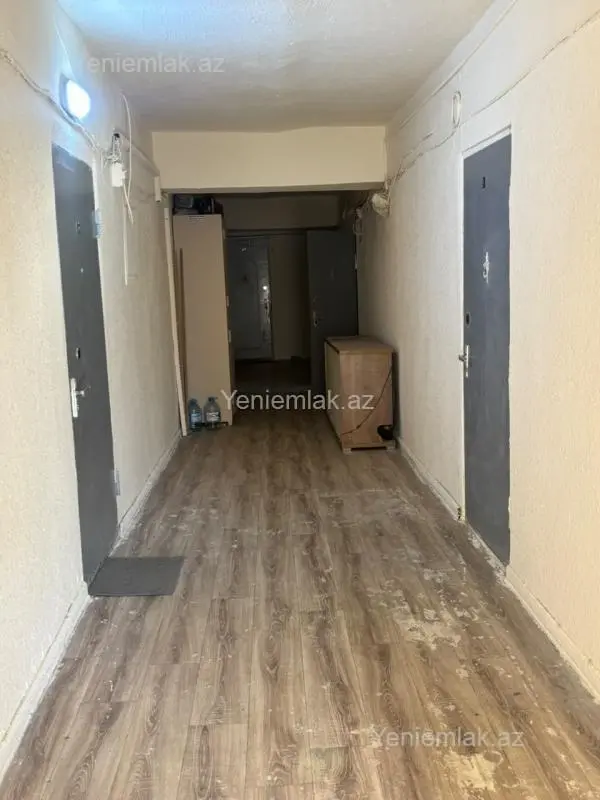 Satılır 1 otaqlı köhnə tikili 22 m²