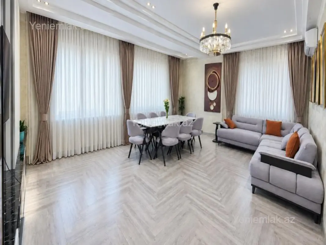 Satılır 3 otaqlı yeni tikili 142 m²