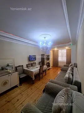 Satılır 4 otaqlı köhnə tikili 95 m² — Sumqayıt, 9-cu mikrorayon 4 otaq 95.00 m²