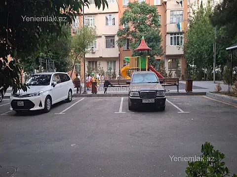 Satılır 4 otaqlı köhnə tikili 90 m² — Bakı, Nizami 4 otaq 90.00 m²