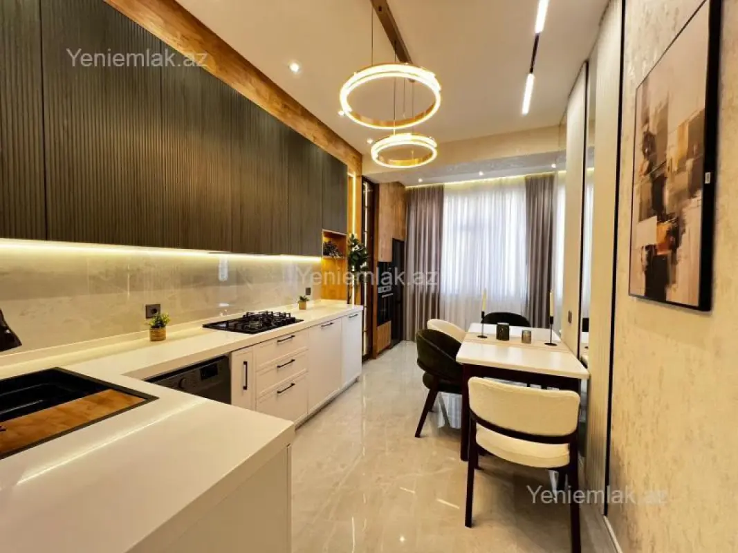 Satılır 3 otaqlı yeni tikili 118 m²