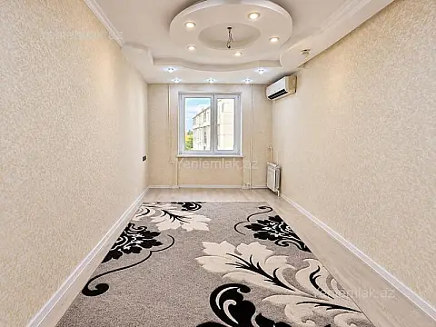 Satılır 3 otaqlı köhnə tikili 60 m² — Bakı, Nizami 3 otaq 60.00 m²