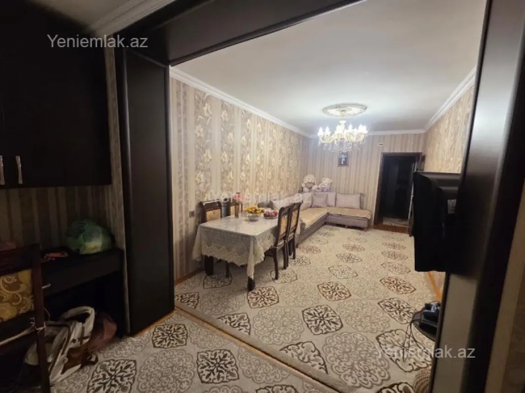 Satılır 2 otaqlı köhnə tikili 55 m²
