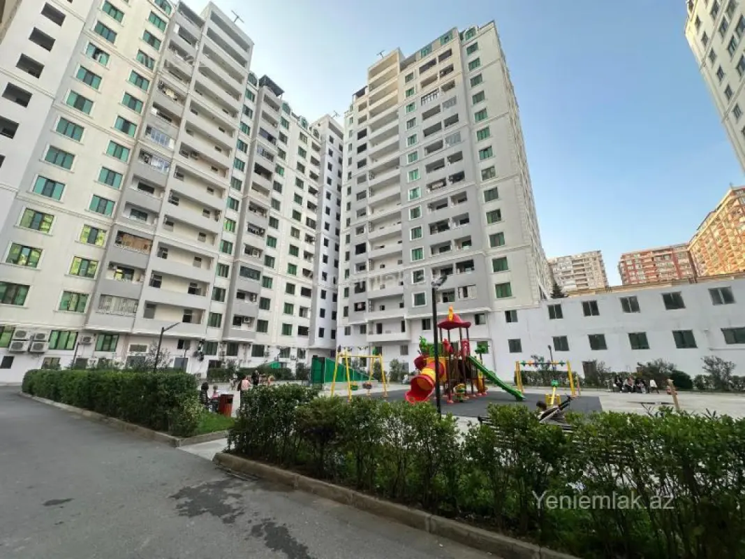 Satılır 4 otaqlı yeni tikili 137 m²