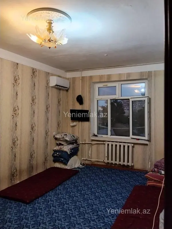 Satılır 2 otaqlı köhnə tikili 60 m²