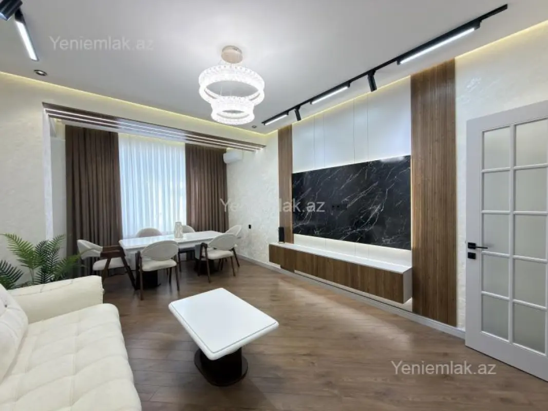 Satılır 3 otaqlı yeni tikili 105 m²