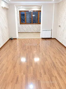 Satılır 3 otaqlı köhnə tikili 80 m² — Bakı, Binəqədi 3 otaq 80.00 m²