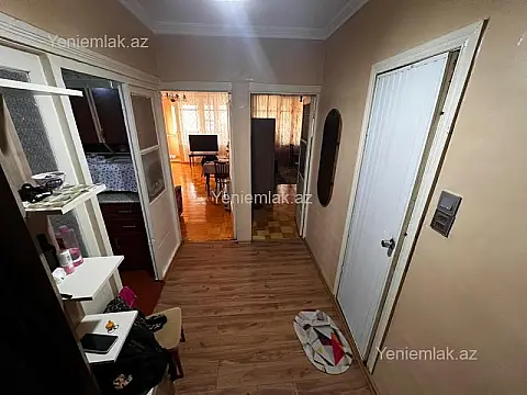 Satılır 2 otaqlı köhnə tikili 54 m² — Bakı 2 otaq 54.00 m²