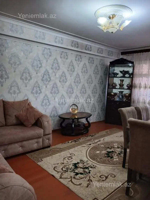 Satılır 2 otaqlı köhnə tikili 62 m²