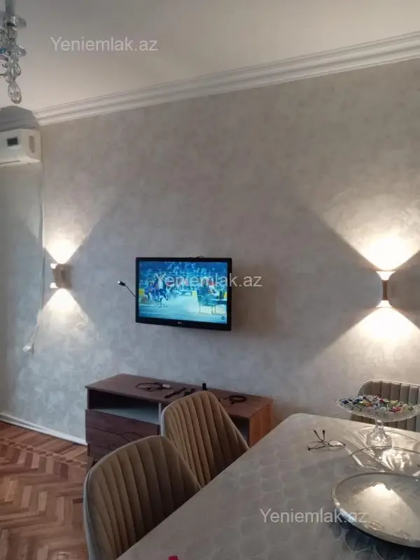 Satılır 3 otaqlı köhnə tikili 70 m²