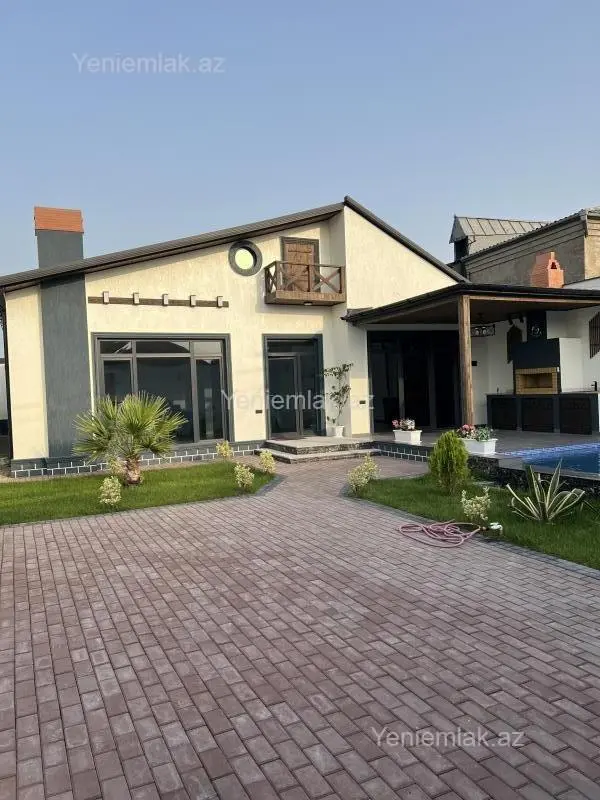 Satılır 4 otaqlı həyət evi 100 m²